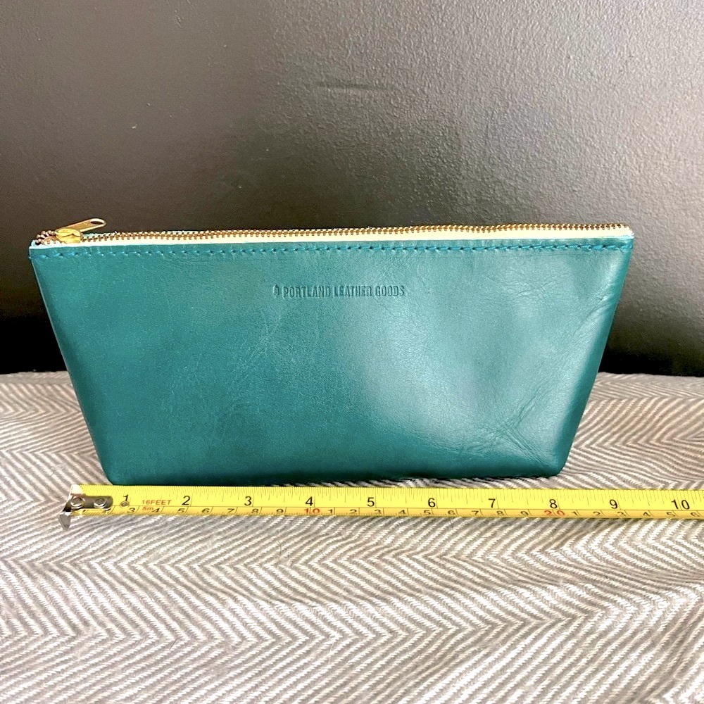 Portland Leather Goods Caribbean cosmetic utility bag